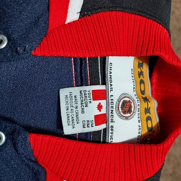 CBJ Youth jersey sz S GUC - Picture 5 of 6